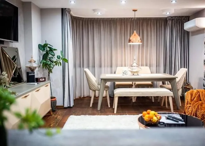 Apartman A&k Cozy Art 1 *