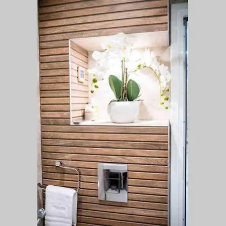 Apartment A&k Cozy Art 1