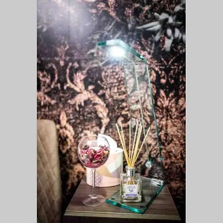 A&k Cozy Art 1 דירה וארנה