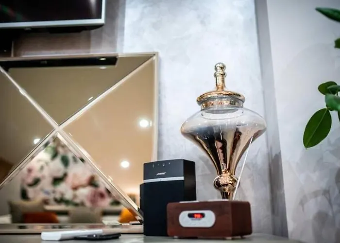 Apartment A&k Cozy Art 1 *